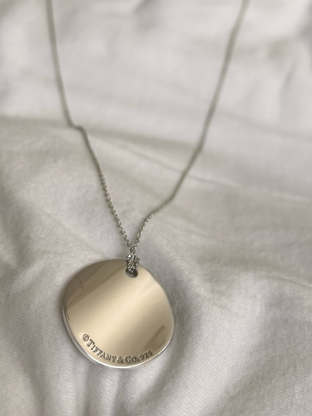 Tiffany and Co Notes Round Disc Pendant Necklace Sterling Silver w/designer box - Picture 3 of 4